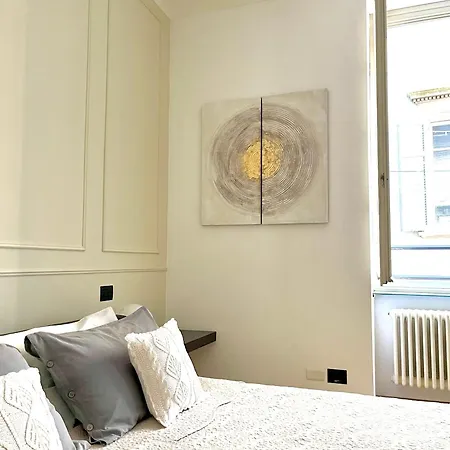 Appartement Charming - Downtown In The Pedestrian Area With 2 Double Bedrooms And 2 Complete Bathrooms A Spacious Living And Full Equipped Kitchen Como