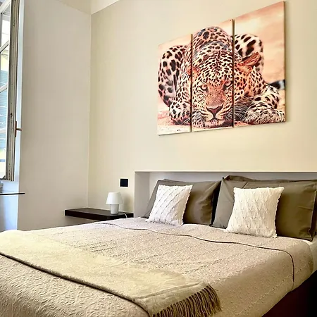 Charming Como: Downtown With Dual Bedrooms And Bathrooms